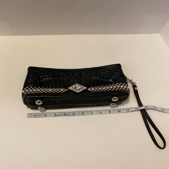 Raviani - Picture 11 of 12